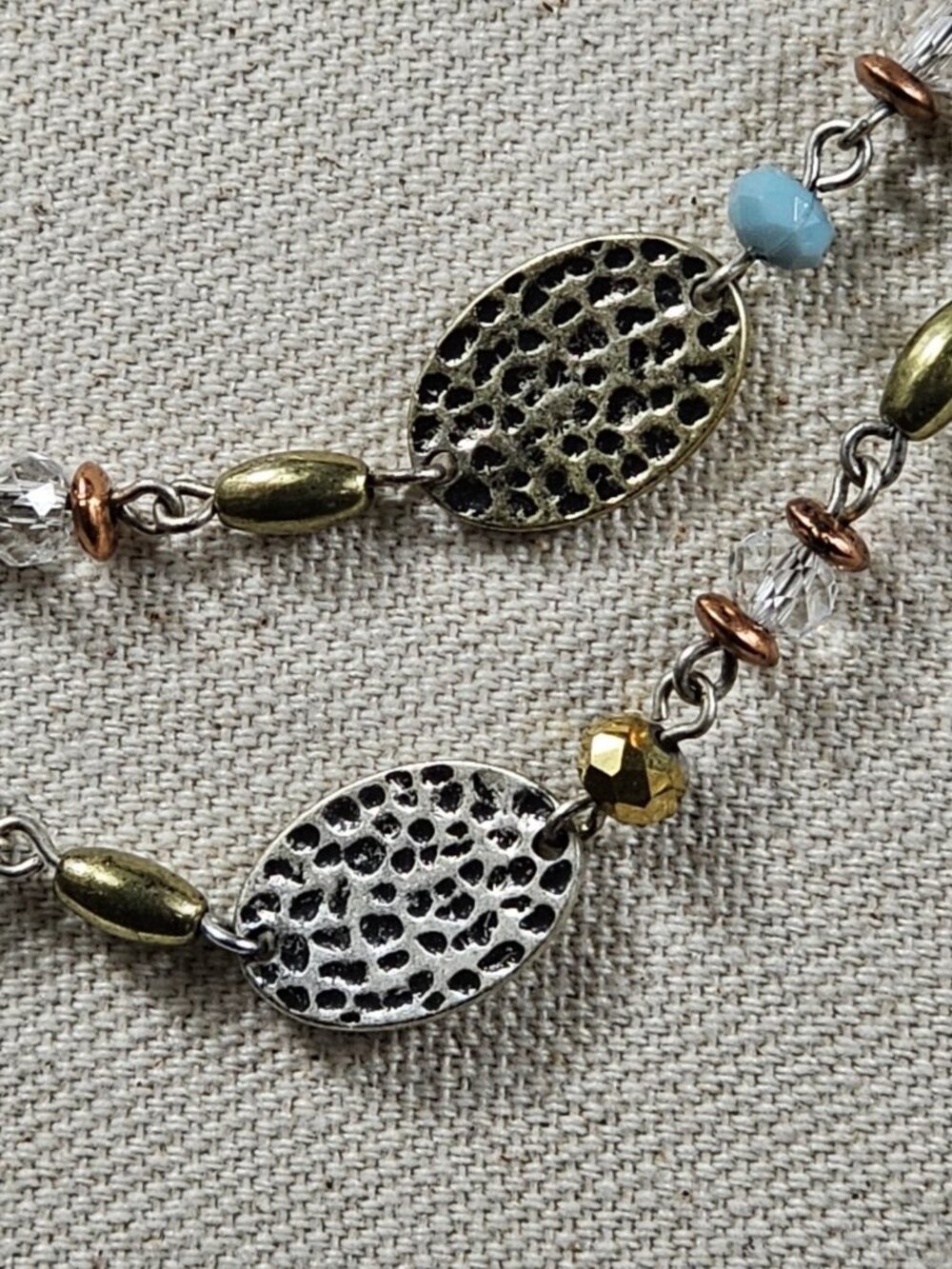 Long Layered Necklace Silver Tone Hammered Oval Discs Mixed Beads Boho 36" - Picture 5 of 8